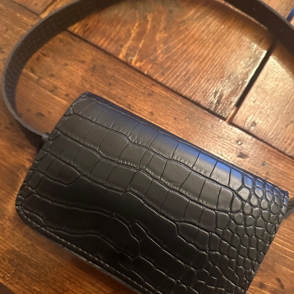 Belt Purse - Picture 2 of 3